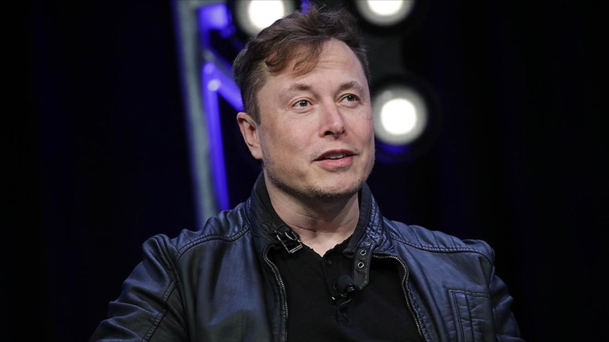 Elon Musk’tan Radio Free Europe ile Voice of America’ya yönelik çağrı