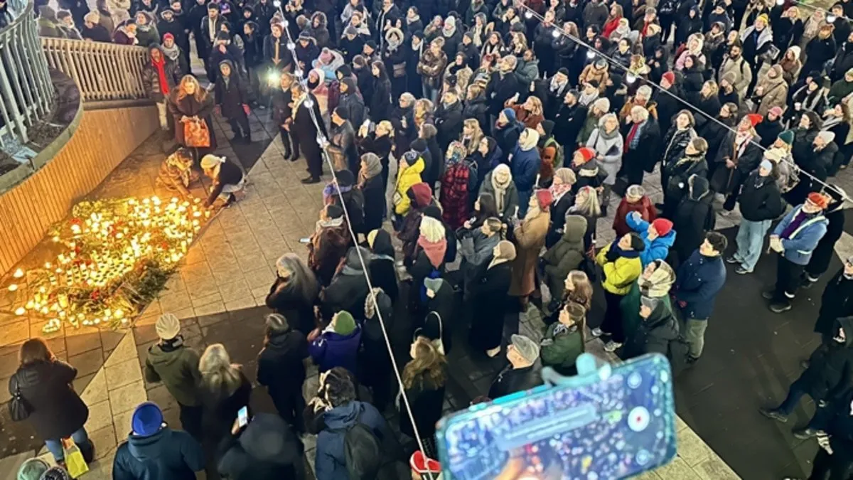 İsveç’in Örebro kentindeki silahlı saldırı, başkent Stockholm’de protesto edildi